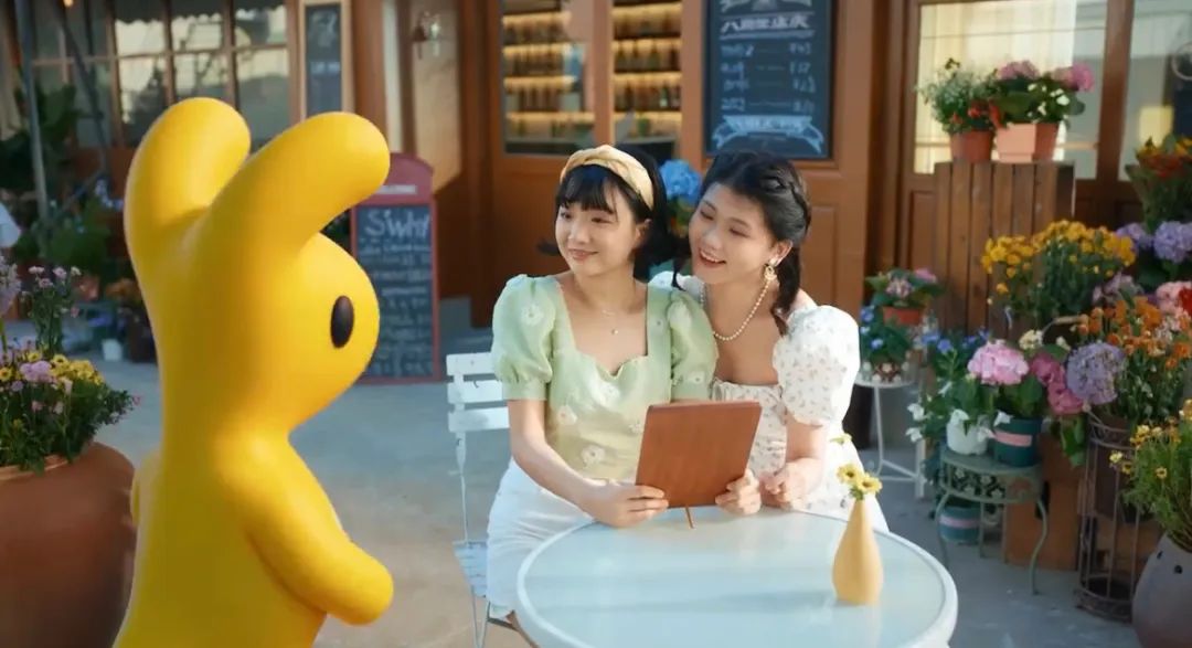 “萌即正义”时代,美团官宣全新「袋」言人! 图片