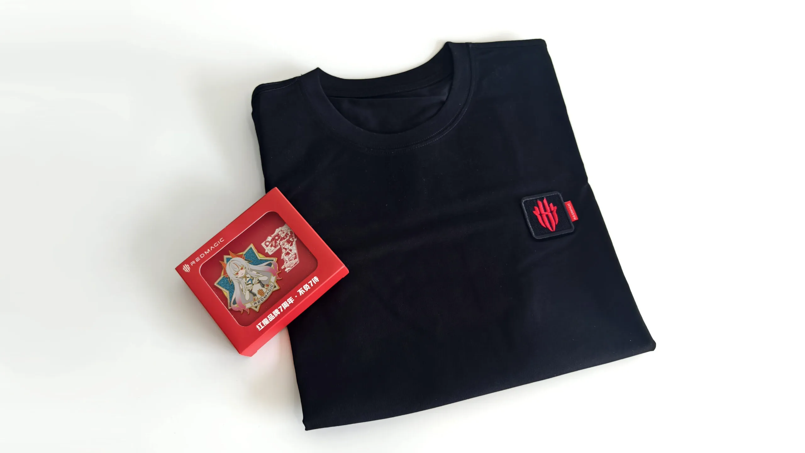 红魔7周年限定文创礼品，佐案设计以IP创意致敬玩家热爱