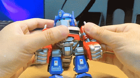 让IP替品牌讲好故事！夸克x变形金刚联名设计过程复盘