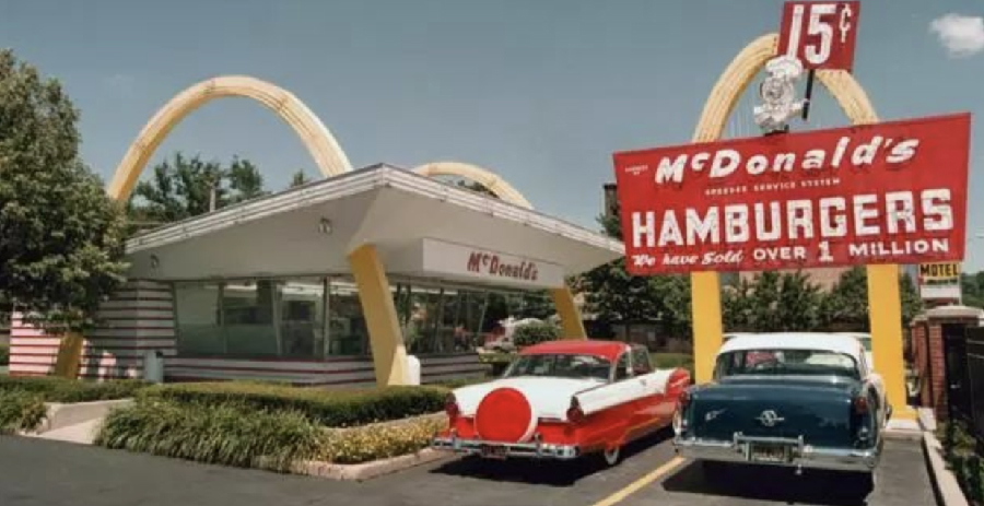 LOGO设计背后的故事：著名品牌麦当劳LOGO的演变历程