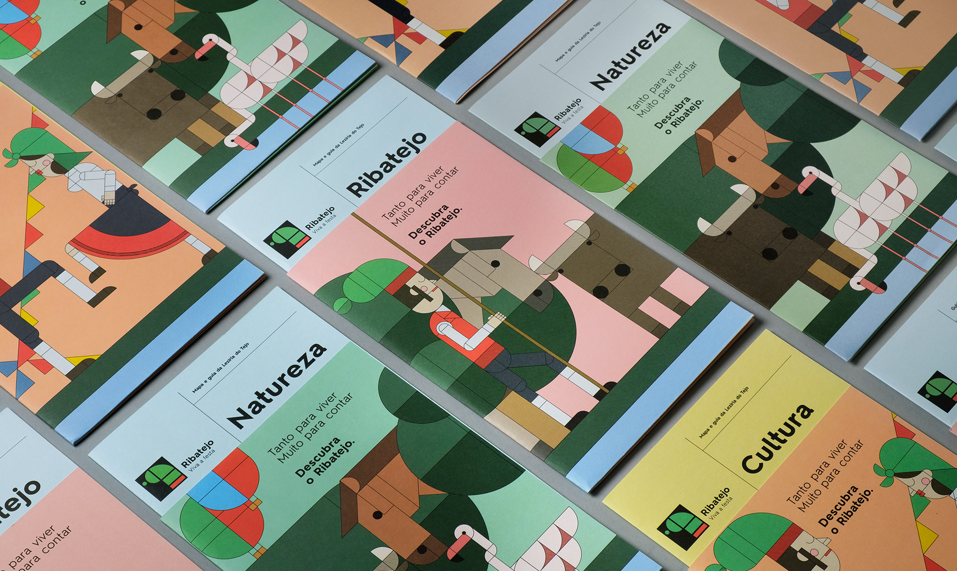 专业标志设计公司分享旅游景区指南书设计