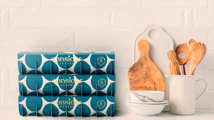 深圳品牌设计公司分享：Pearlfisher给考虑牧场蛋品牌“情绪化”的新面貌