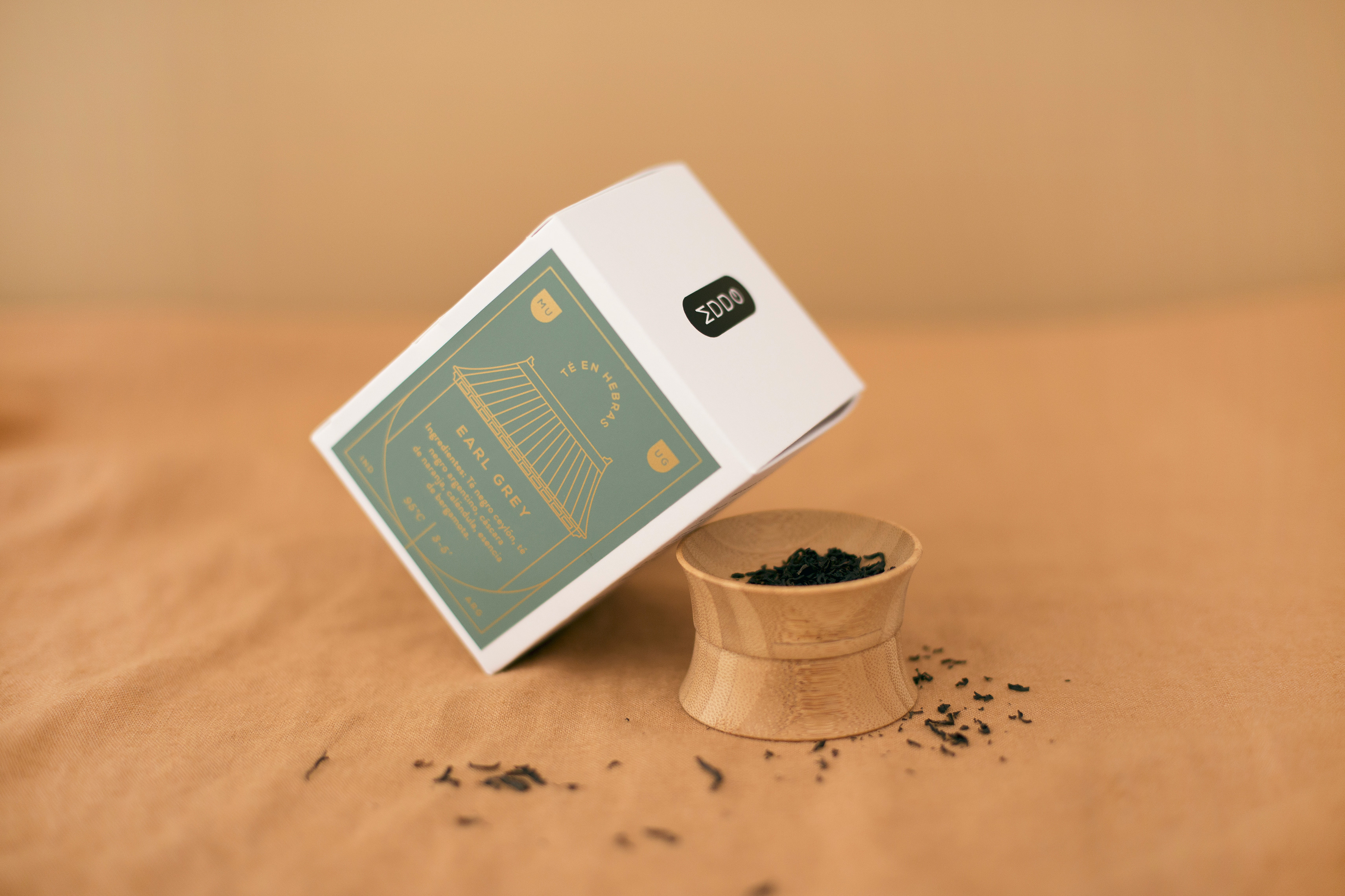茶饮行业MUUG标志设计和包装设计
